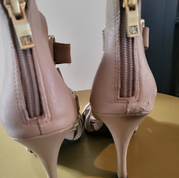 Scrappy shoe - Picture 5 of 8